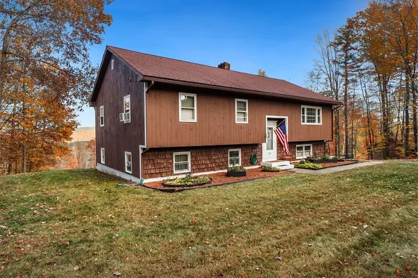 1373 N Orange Rd, Athol, MA 01331