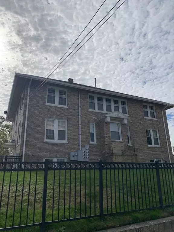 783 Slade #201, Fall River, MA 02724