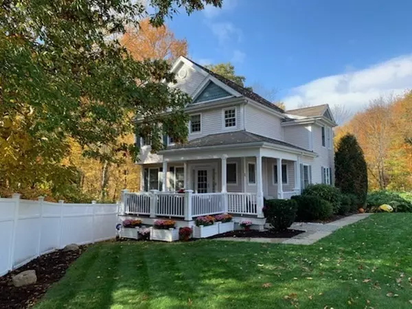 6 Marie Cir, Holbrook, MA 02343
