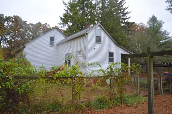 Rochester, MA 02770,180 New Bedford Road