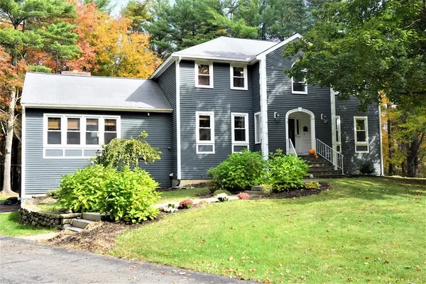 1199 North Rd, Carlisle, MA 01741