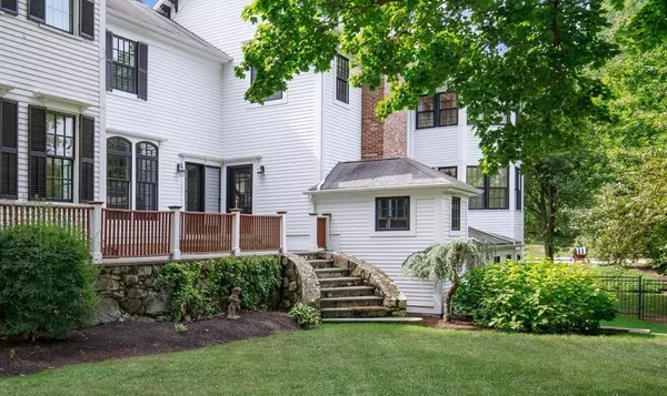 Cohasset, MA 02025,193 S. Main St