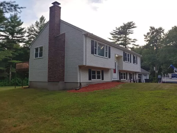 113 Pierce Avenue, Lakeville, MA 02347