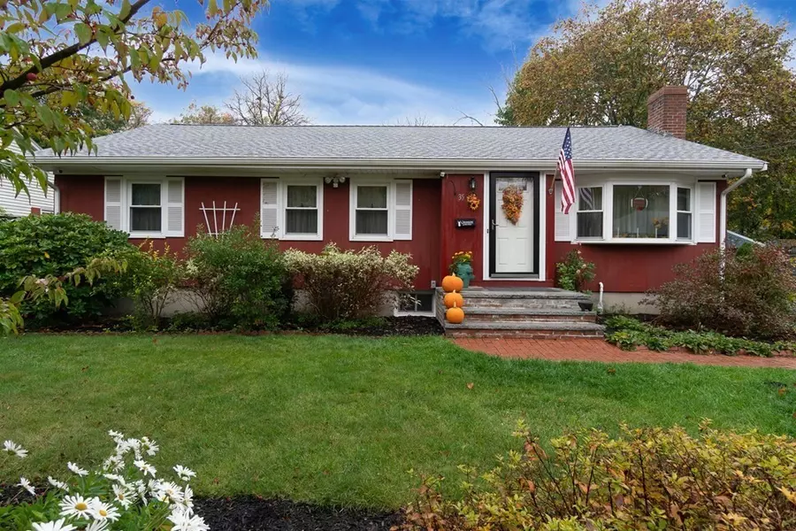 35 Baker St, Brockton, MA 02302