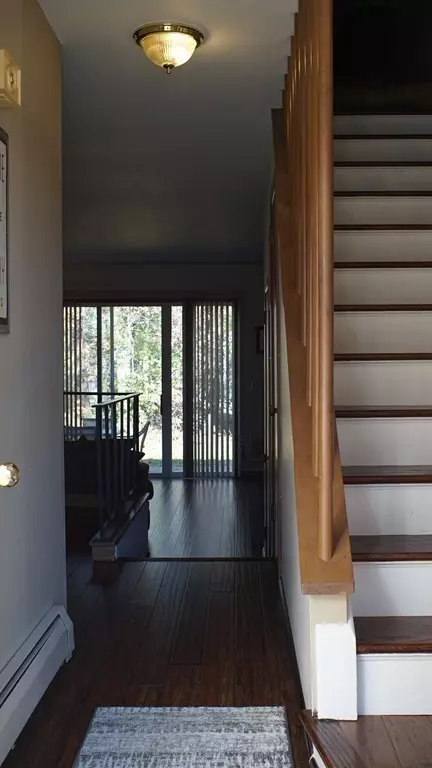 Agawam, MA 01001,140 Autumn #D