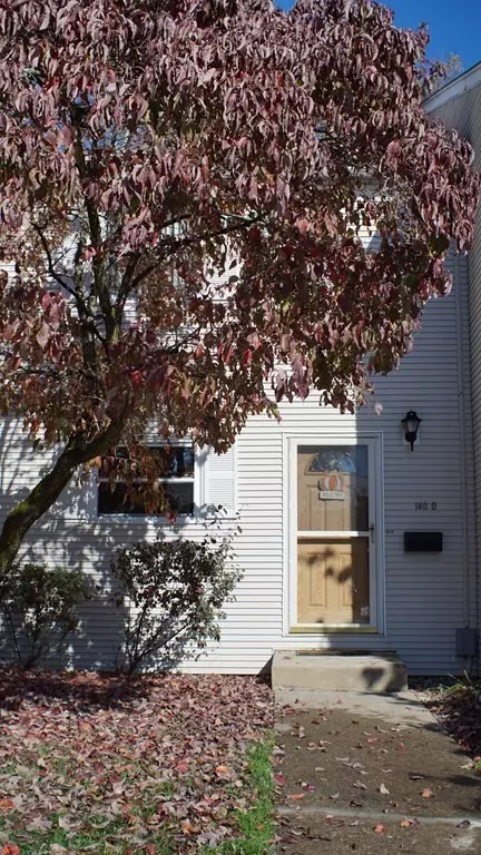 Agawam, MA 01001,140 Autumn #D