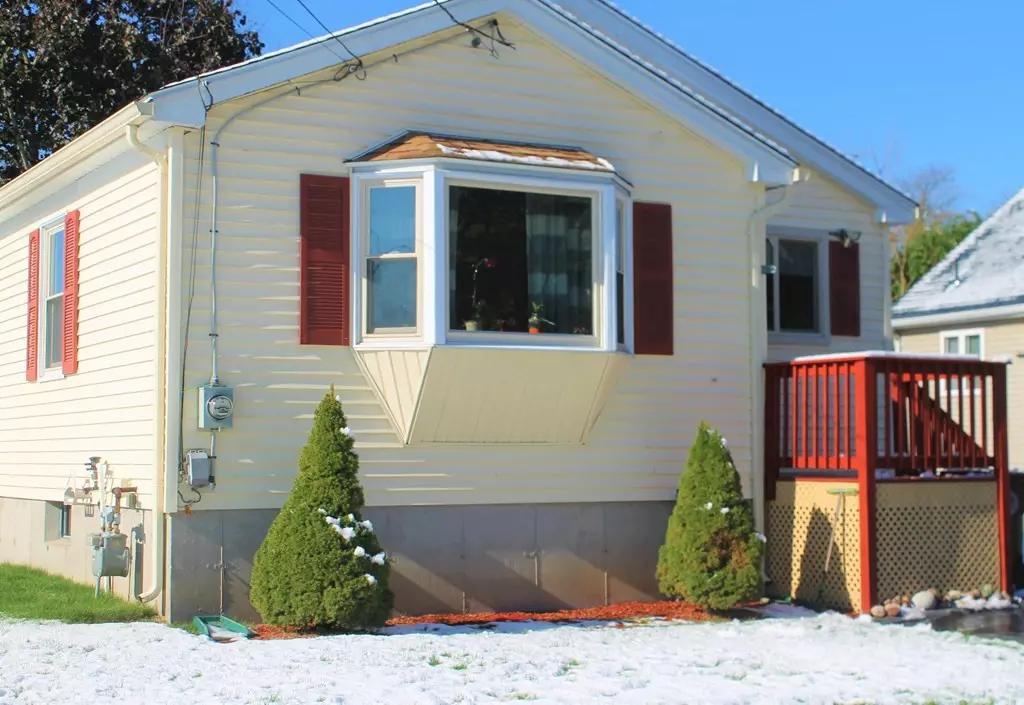 Agawam, MA 01001,20 Meadow Ave