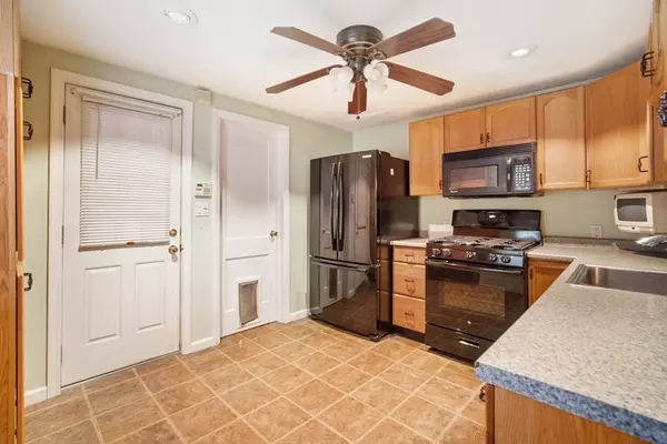 Springfield, MA 01104,18 Strong St