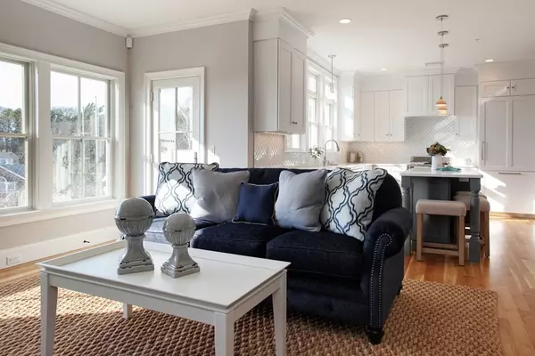 Bourne, MA 02534,1090 Shore Road #12