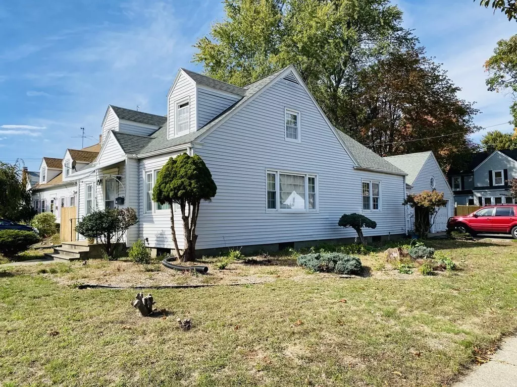 Springfield, MA 01118,737 Allen St