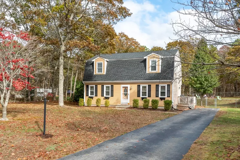 Bourne, MA 02532,42 Chartwell Dr