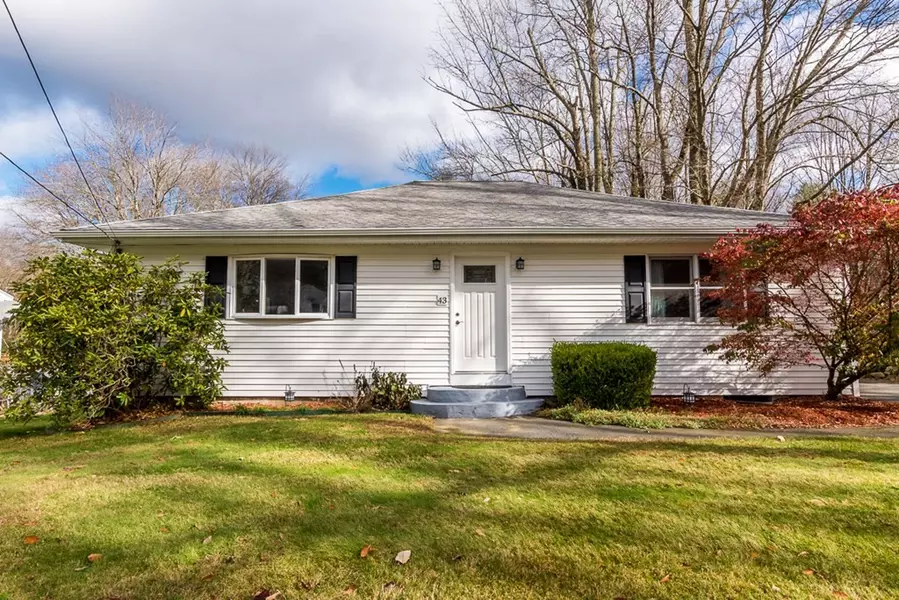 43 Hough Rd, Sutton, MA 01590