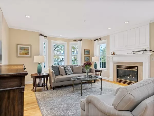 11 Tilden Commons Dr #11, Quincy, MA 02171