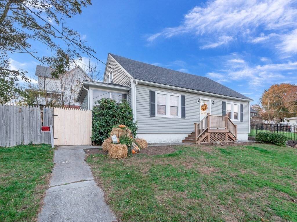 6 Atwood Ave, Millbury, MA 01527