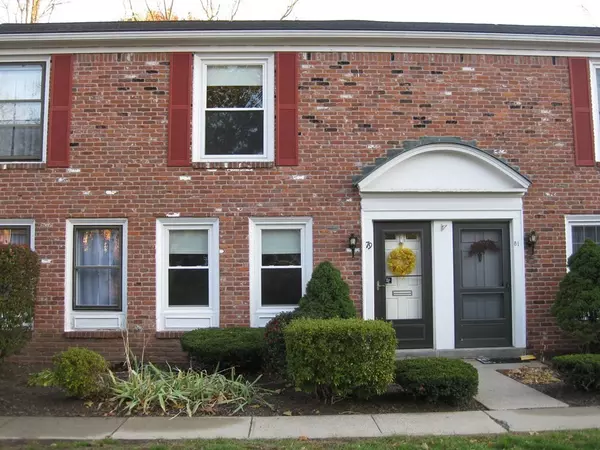 79 Jamestown Dr #79, Springfield, MA 01108