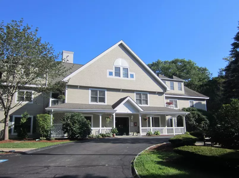 140 Lincoln Rd #311, Lincoln, MA 01773