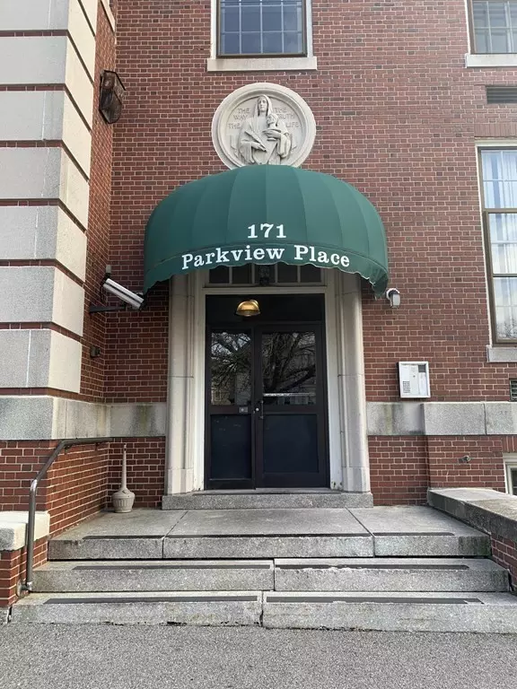 171 Ogrady St #108, Fall River, MA 02720