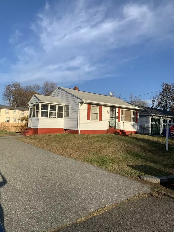 65 Biella St, Springfield, MA 01104