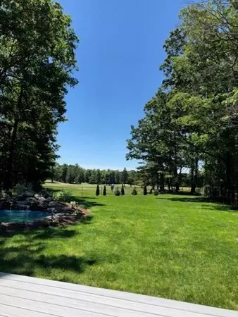 East Greenwich, RI 02818,120 South Rd