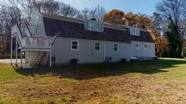 Dartmouth, MA 02747,64 Longview Dr