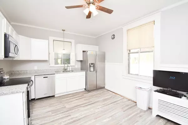 Springfield, MA 01105,415 Maple St