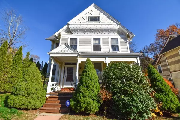 415 Maple St, Springfield, MA 01105