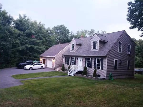 389 County Rd, Ashby, MA 01431