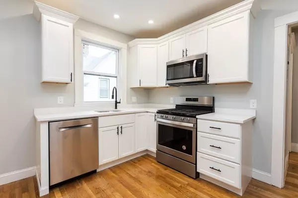 Boston, MA 02131,281 Belgrade Ave #3