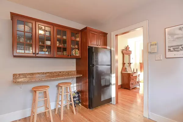 Watertown, MA 02472,42 Chapman Street #1