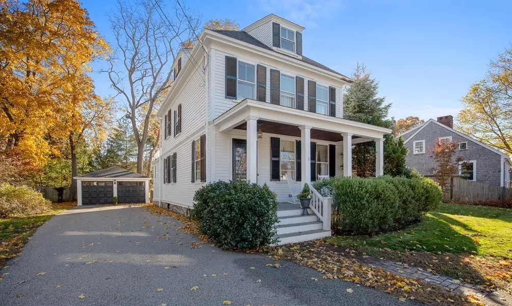 9 Common Street, Hingham, MA 02043