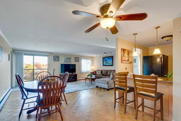 100 Park Terrace Dr #158, Stoneham, MA 02180