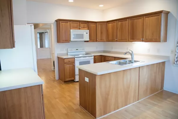 Acton, MA 01720,6 Tinsdale Dr #6
