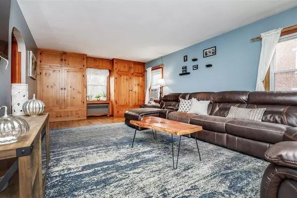 Blackstone, MA 01504,36 Mendon Street