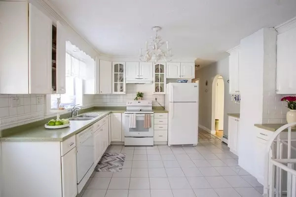 Beverly, MA 01915,405 Elliott St