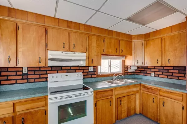 Auburn, MA 01501,165 Leicester Street