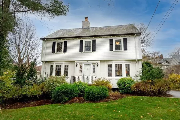 18 Bellevue St, Newton, MA 02458