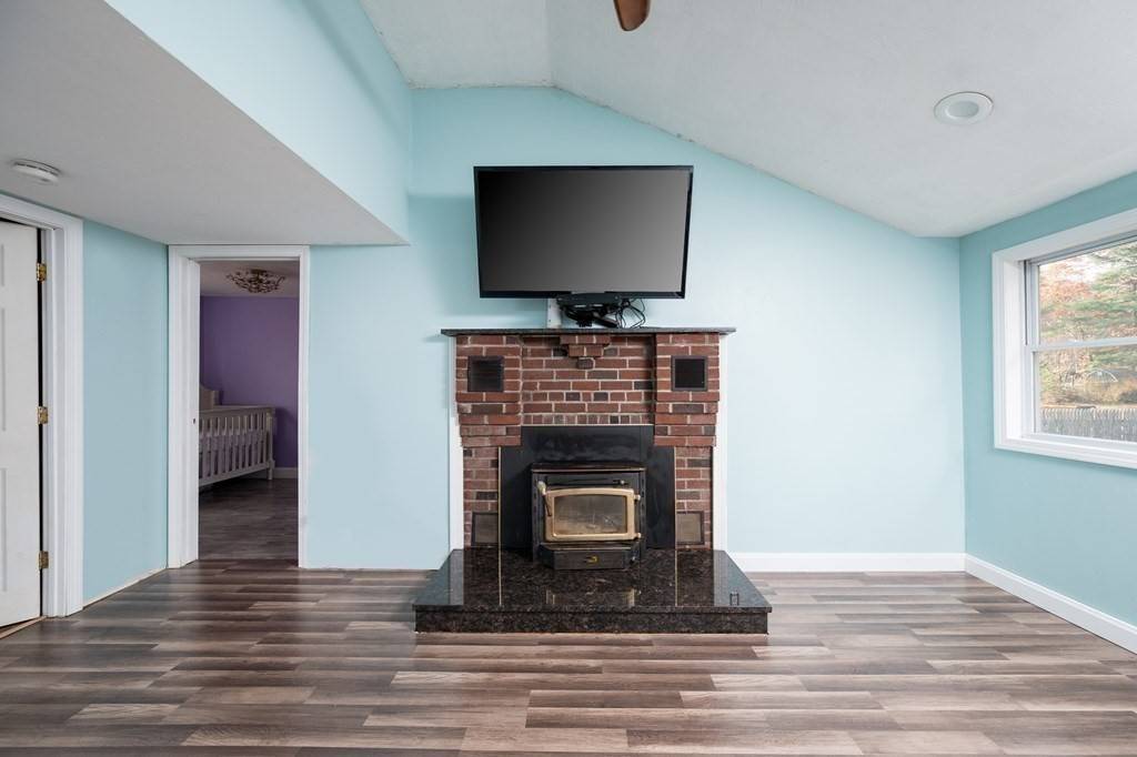 Carver, MA 02330,19 Cedar Dr