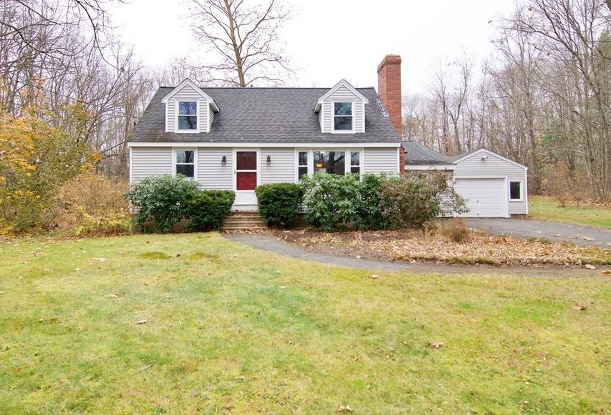 55 Smith Hanson Rd, North Brookfield, MA 01535