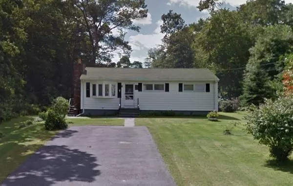 401 Hancock St, Tiverton, RI 02878