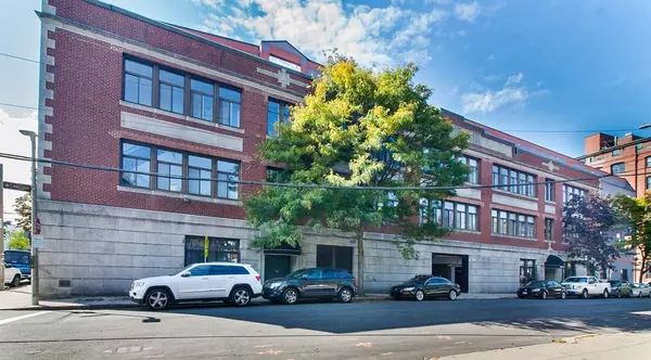 99 Gove St #8, Boston, MA 02128