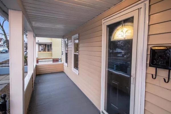 Springfield, MA 01104,671 Carew St