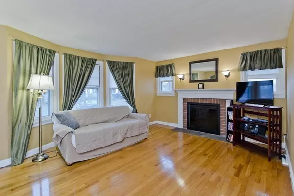 Springfield, MA 01109,74 Penrose Street