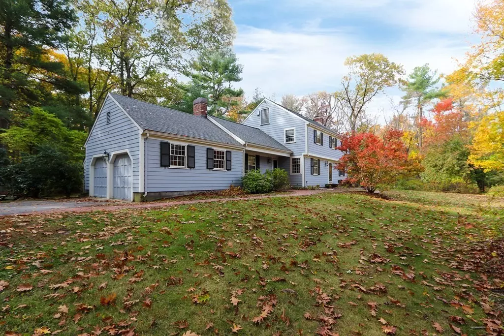 Sherborn, MA 01770,84 Harrington Ridge Rd.