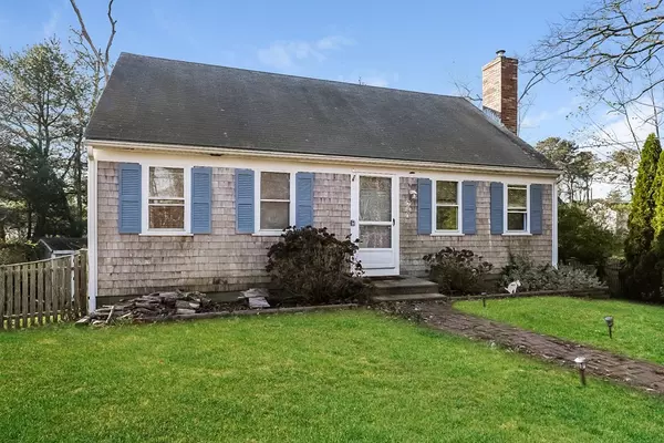 743 Queen Anne Rd, Harwich, MA 02645