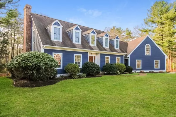 2 Peach Tree Lane, Duxbury, MA 02332