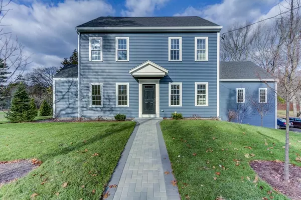 28 Village St, Medway, MA 02053