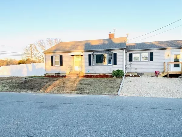 Acushnet, MA 02743,134 James St