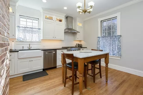 Springfield, MA 01108,230 Forest Park Ave