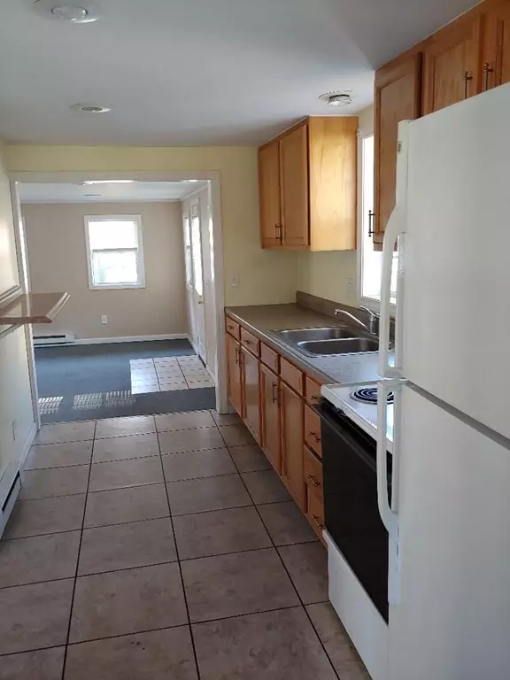 Springfield, MA 01104,215 Eddy Street