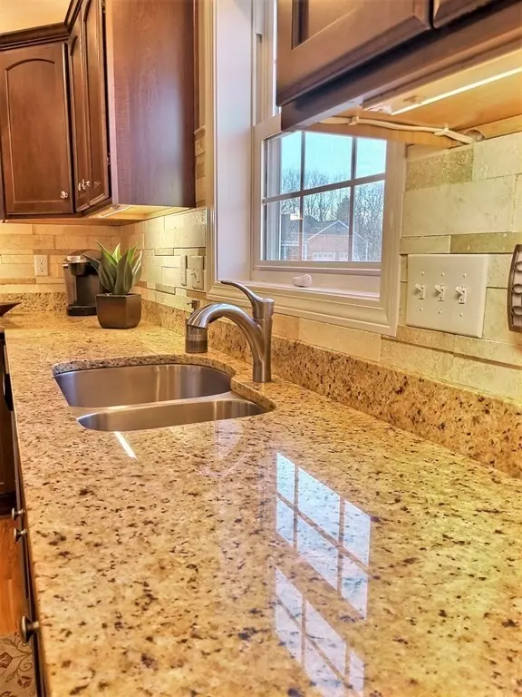 Clinton, MA 01510,1 Jackie Way